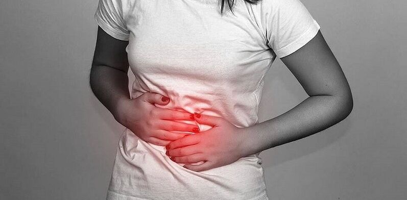 dor abdominal como síntoma da presenza de parasitos no corpo